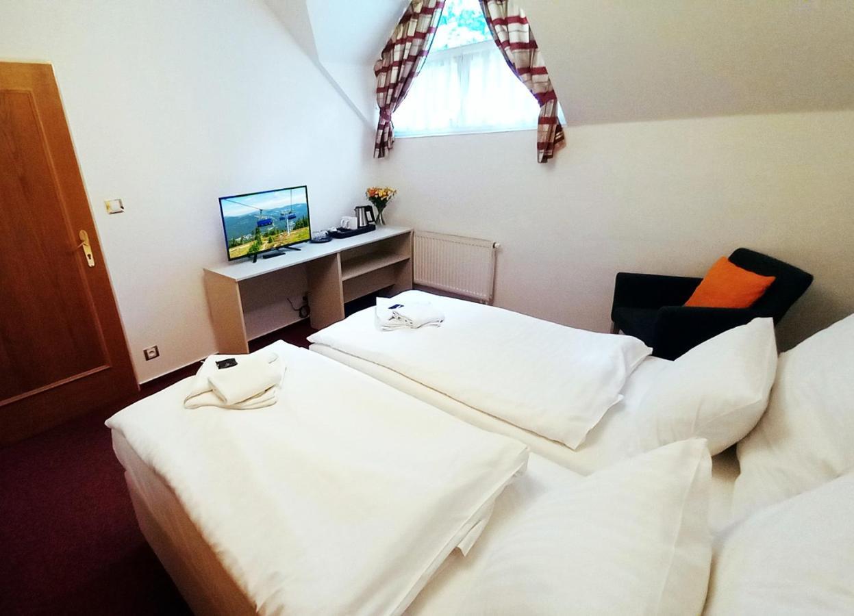 Hotel Hradec Špindlerŭv Mlýn Kültér fotó